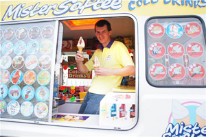 Ice Cream van for hire and catering in Oxfordshire, Gloucestershire, Buckinghamshire, Warwickshire counties of UK.
