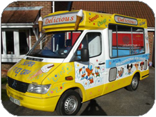 Ice Cream van for hire in Oxfordshire, Gloucestershire, Wiltshire and Bicester of England.
